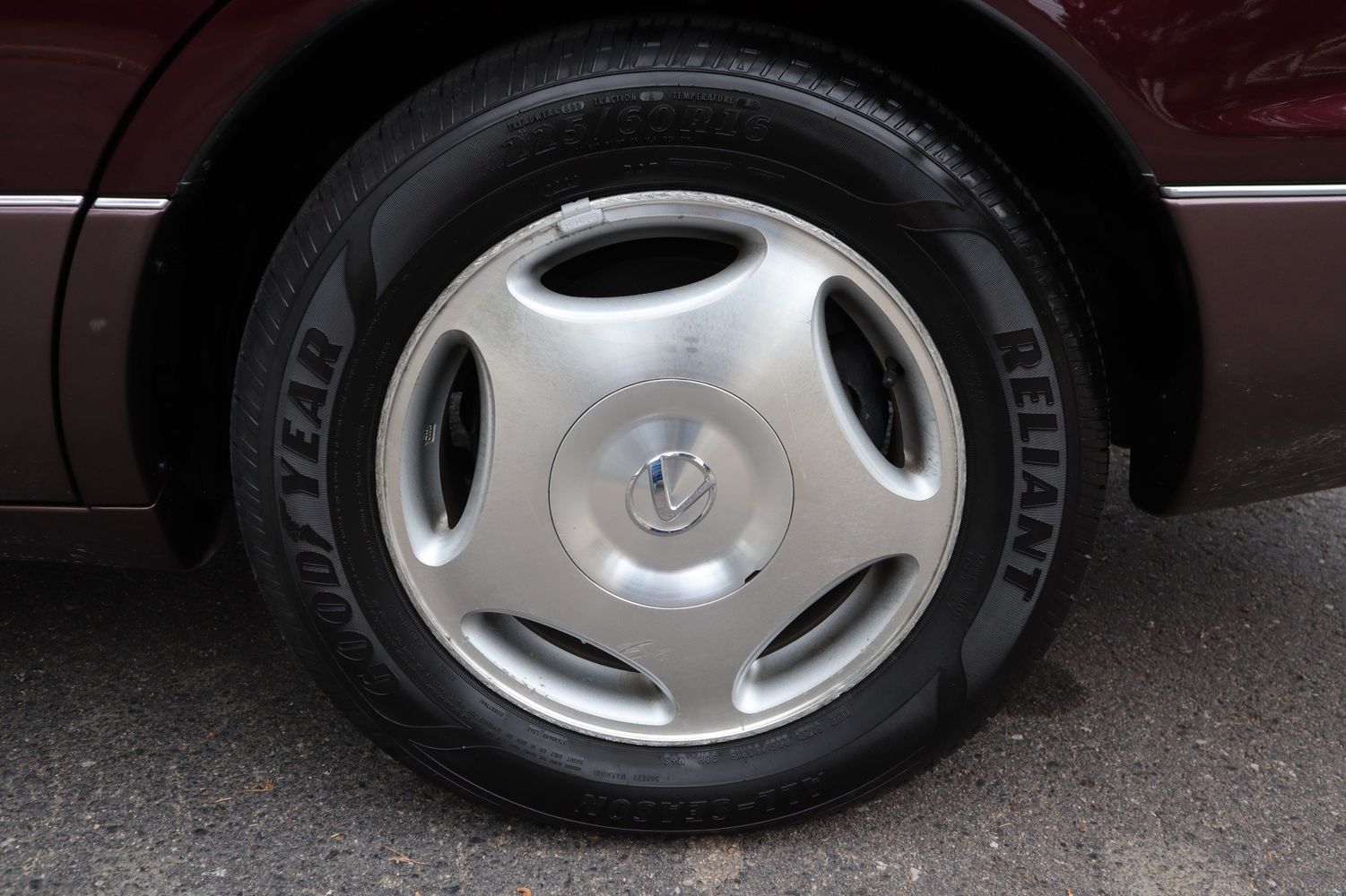 1998 Lexus LS 400 Base Victory Motors of Colorado