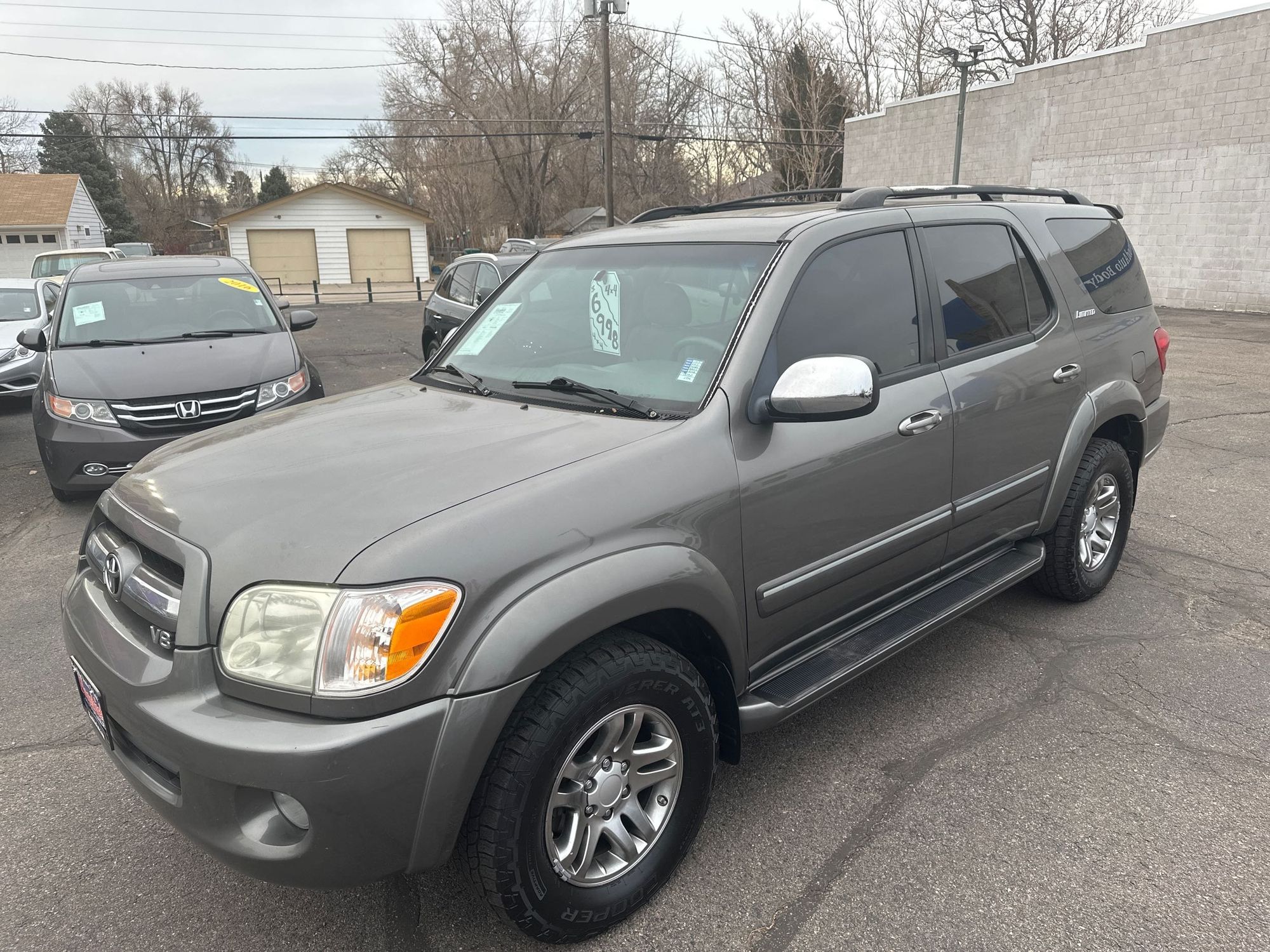 2007 Toyota Sequoia Limited photo 1