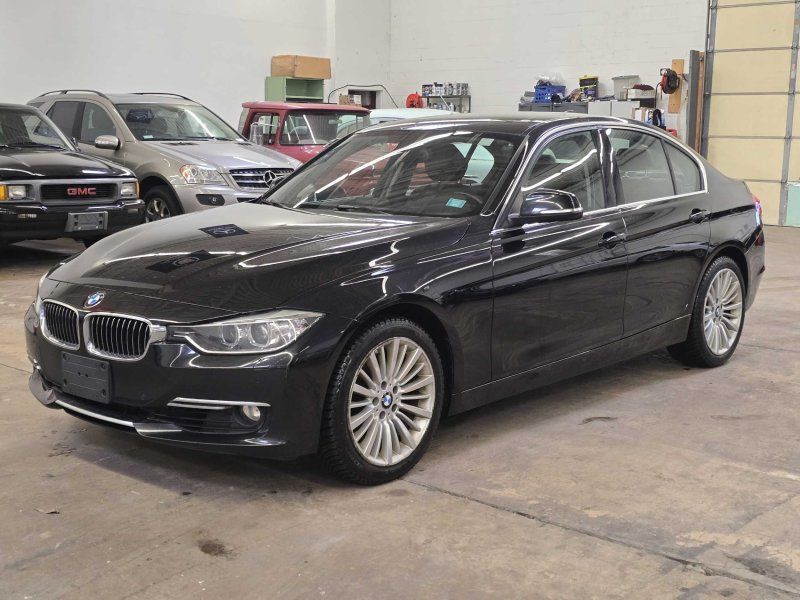 2015 BMW 3 Series 328i xDrive Sedan Luxury Line's photo