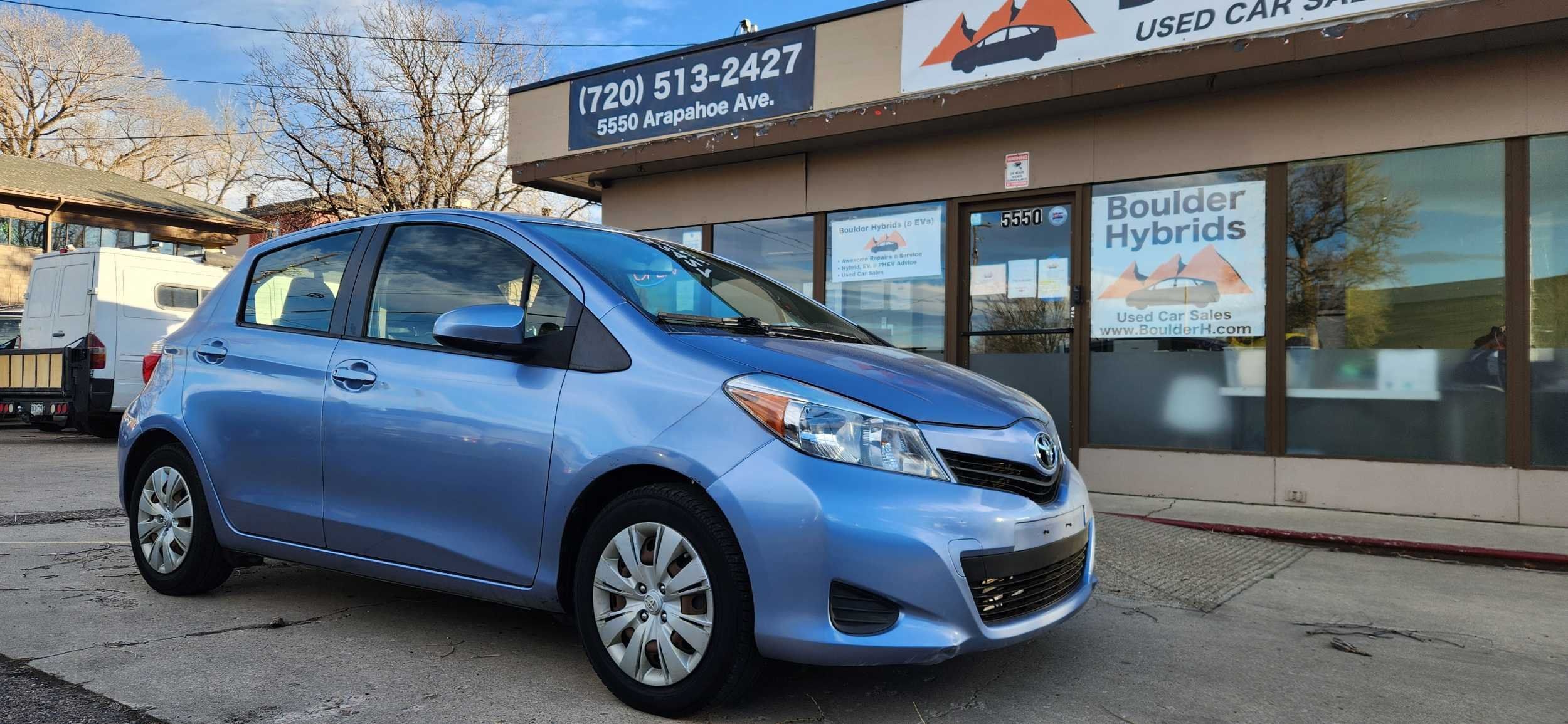 2012 Toyota Yaris LE's photo