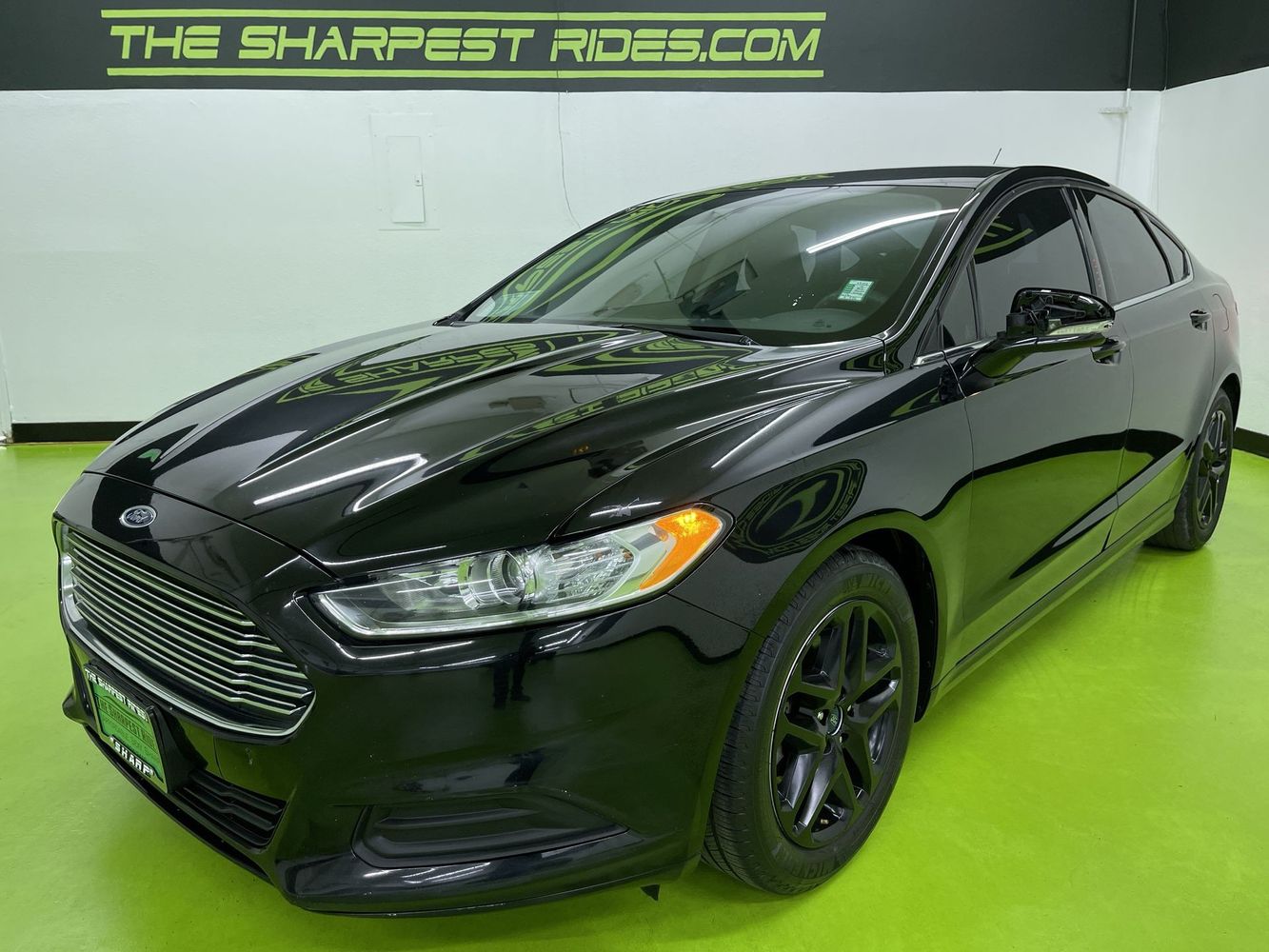 2016 Ford Fusion SE photo 3