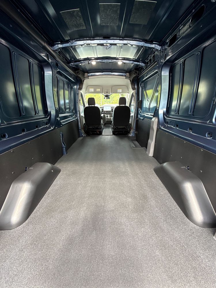 2023 Ford Transit photo 8