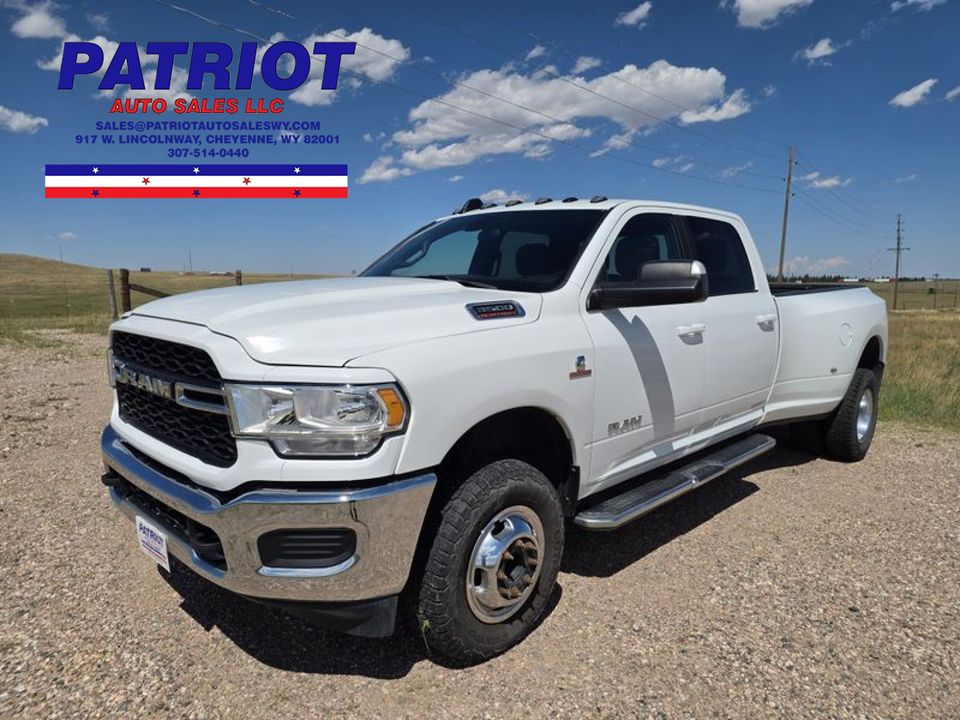 2022 Ram 3500 Big Horn Crew Cab 4x4 8' Box