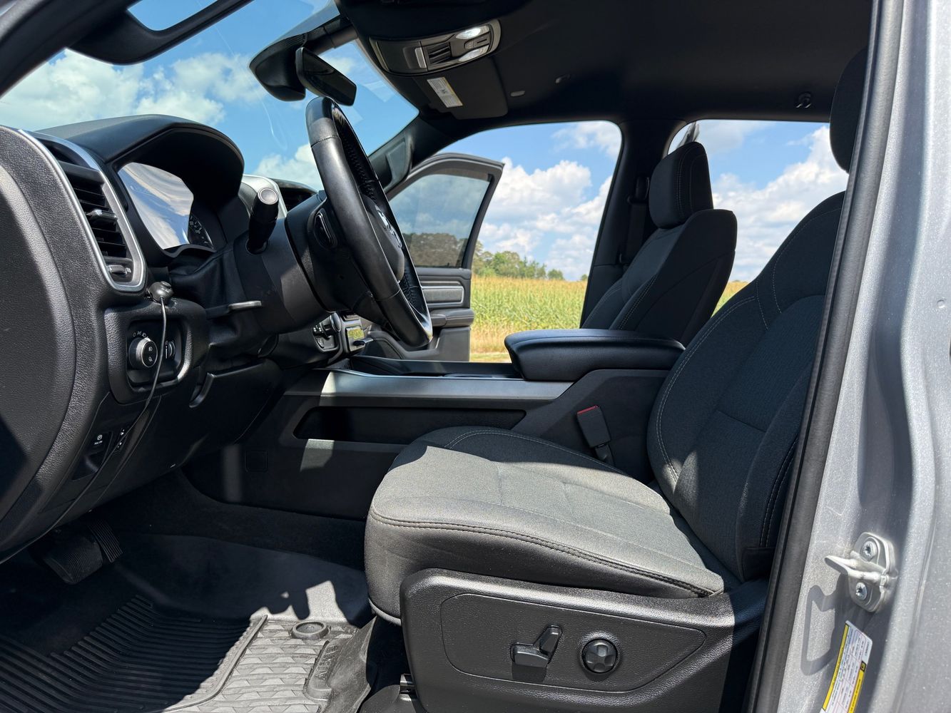 2020 Ram 1500 Big Horn photo 14