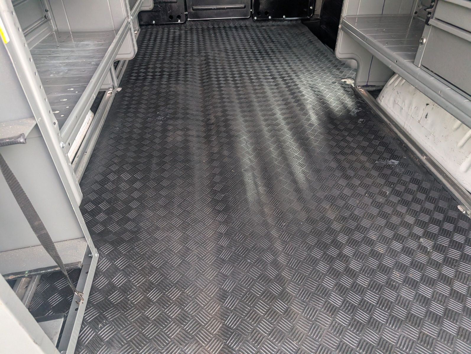 2020 GMC Savana Cargo 45