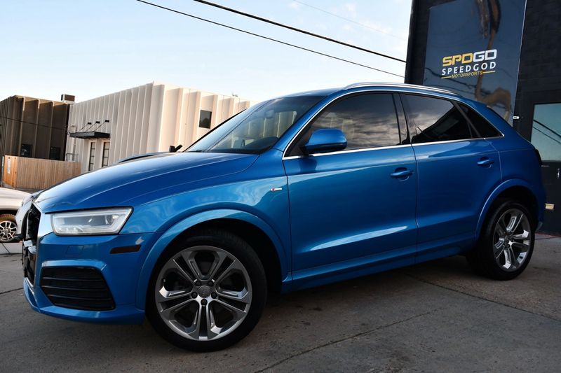 Blue 2016 Audi Q3 SUV / Crossover  6-Speed Automatic
