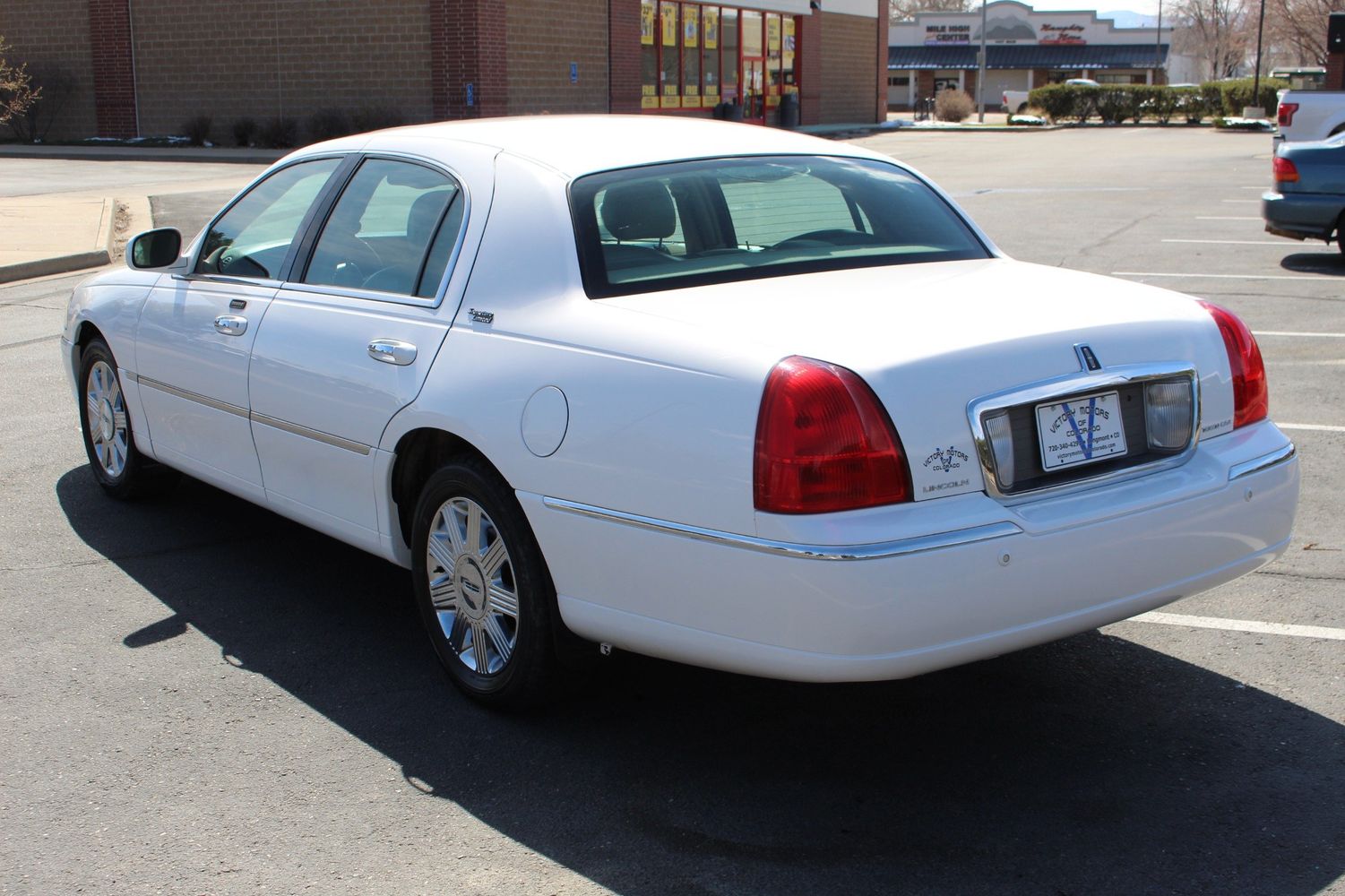 2005 lincoln town car