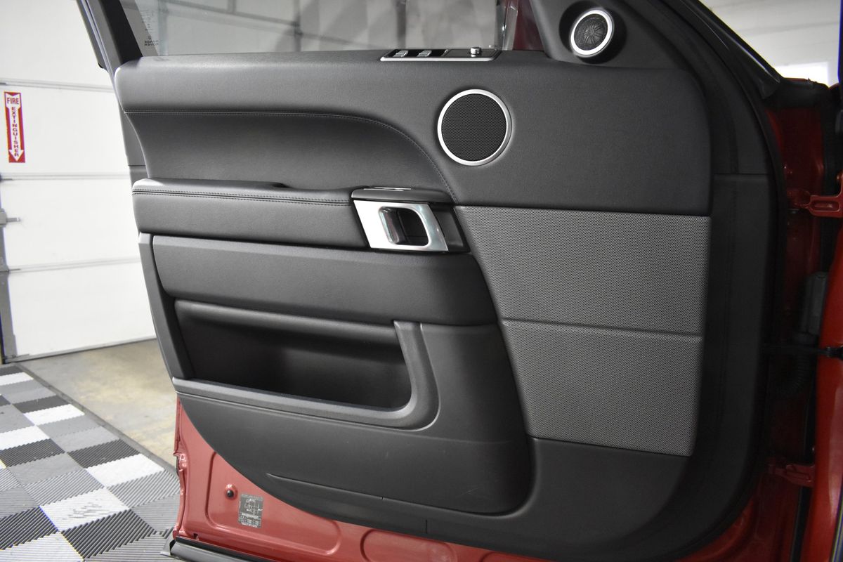 2018 Land Rover Range Rover Sport SE