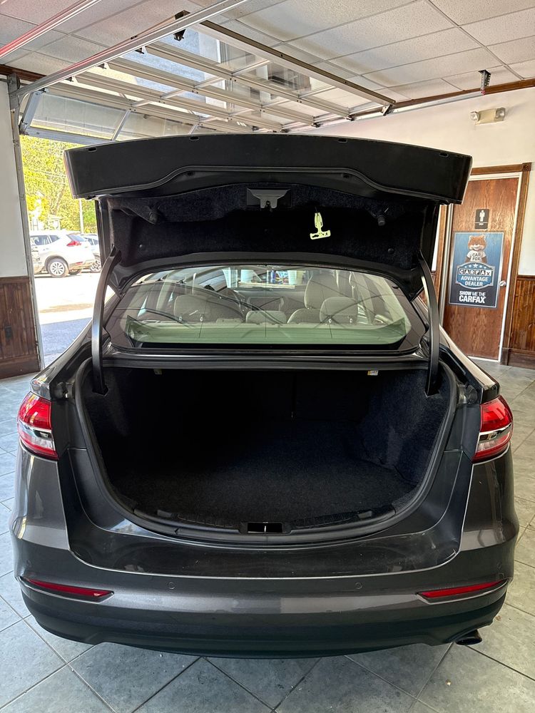 2019 Ford Fusion SE photo 7