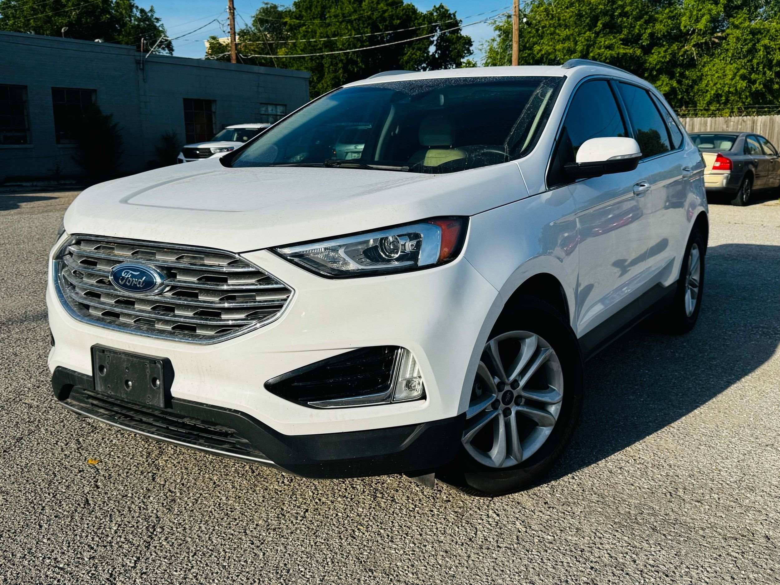 2019 Ford Edge SEL's photo