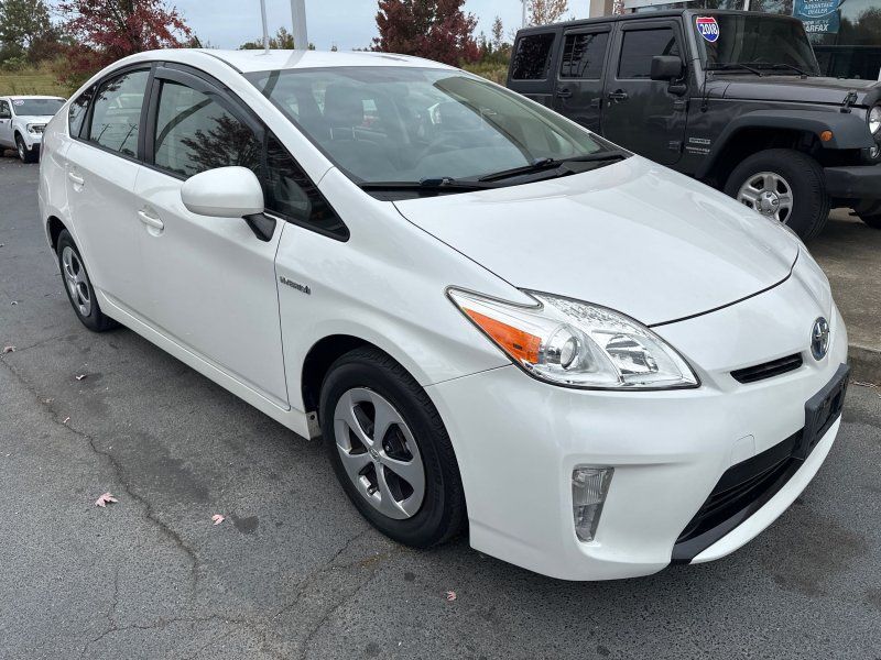 2013 Toyota Prius Two