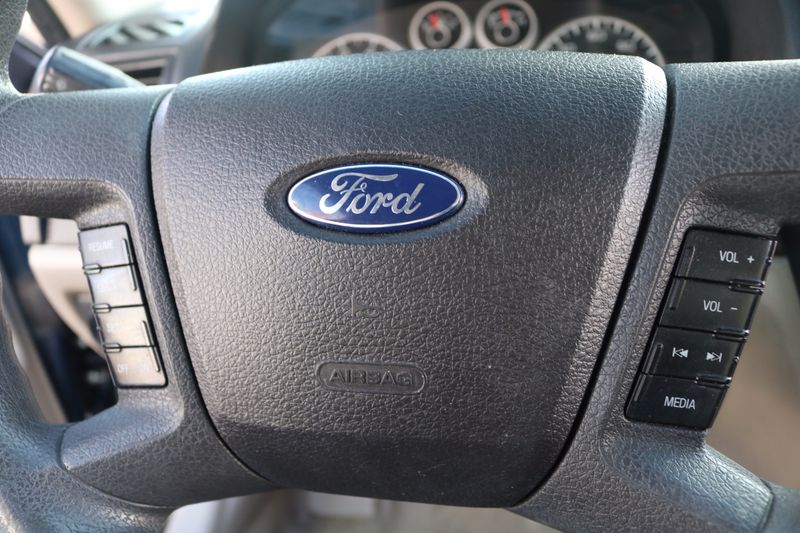 2008 Ford Fusion Photos