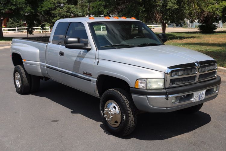 2001 Dodge Ram 3500 SLT Laramie | Victory Motors of Colorado