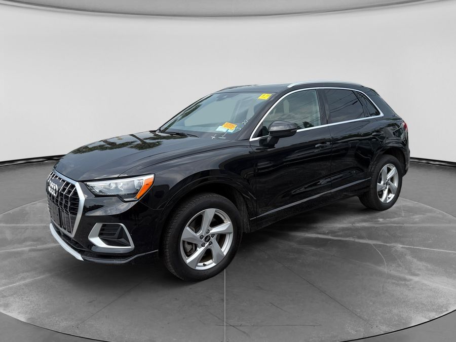2022 Audi Q3 Premium 40 TFSI quattro Tiptronic
