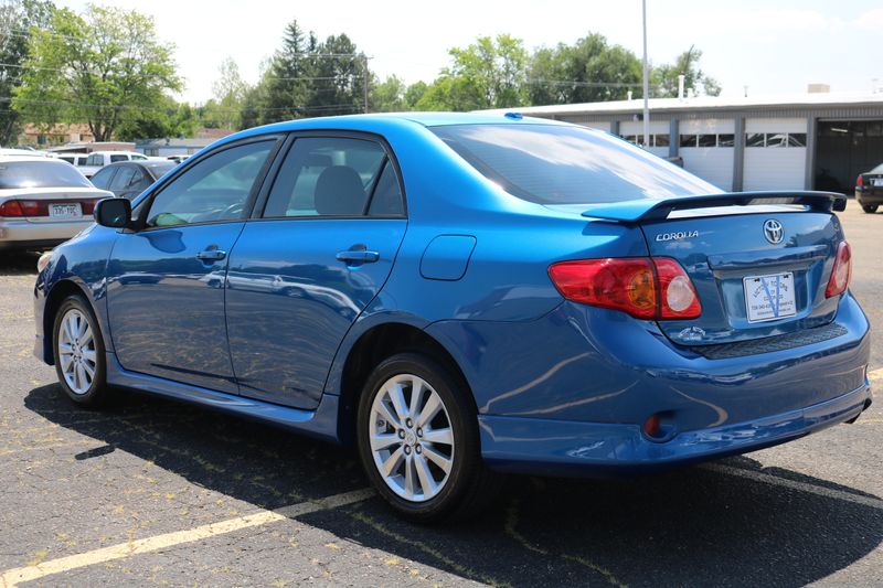 2009 Toyota Corolla Photos