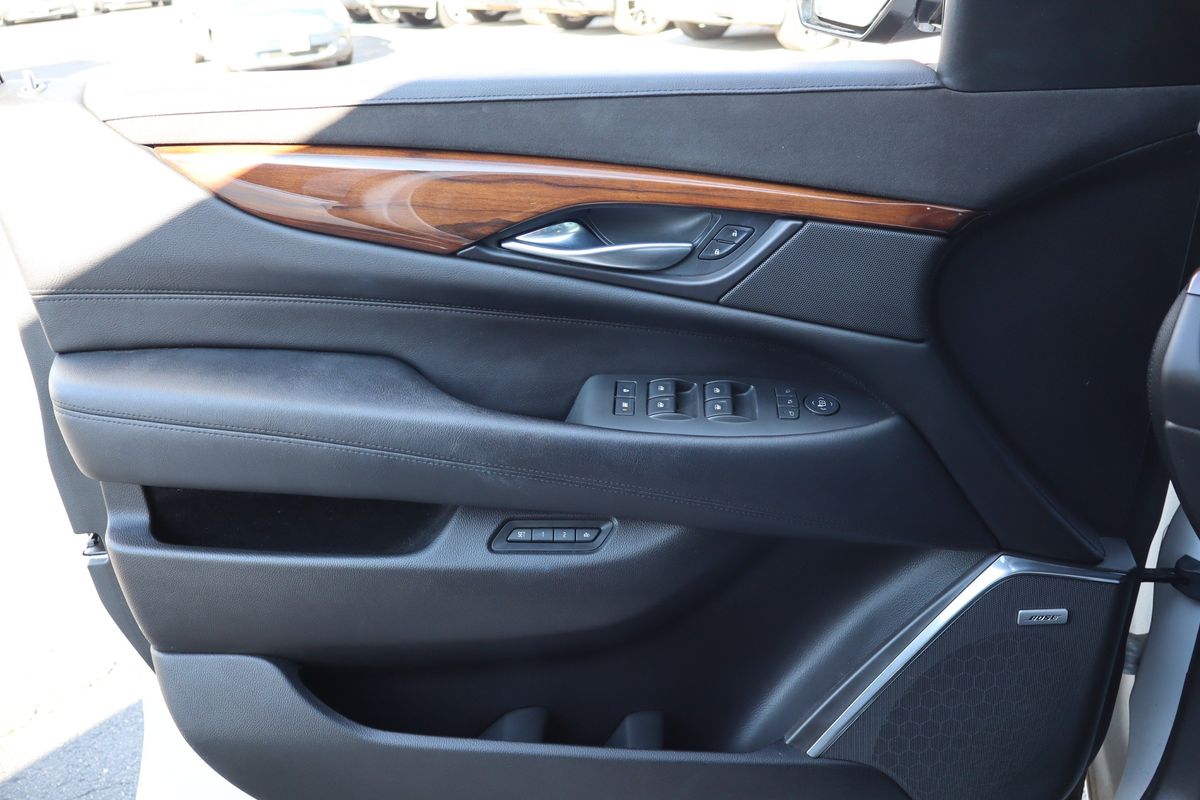 2017 Cadillac Escalade Premium Luxury