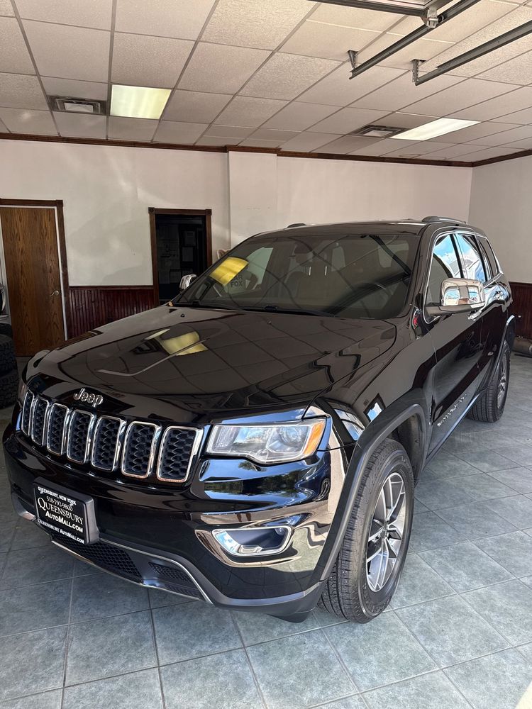 2019 Jeep Grand Cherokee Limited photo 2