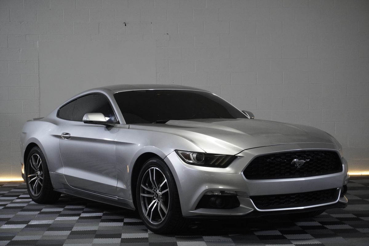 2017 Ford Mustang EcoBoost