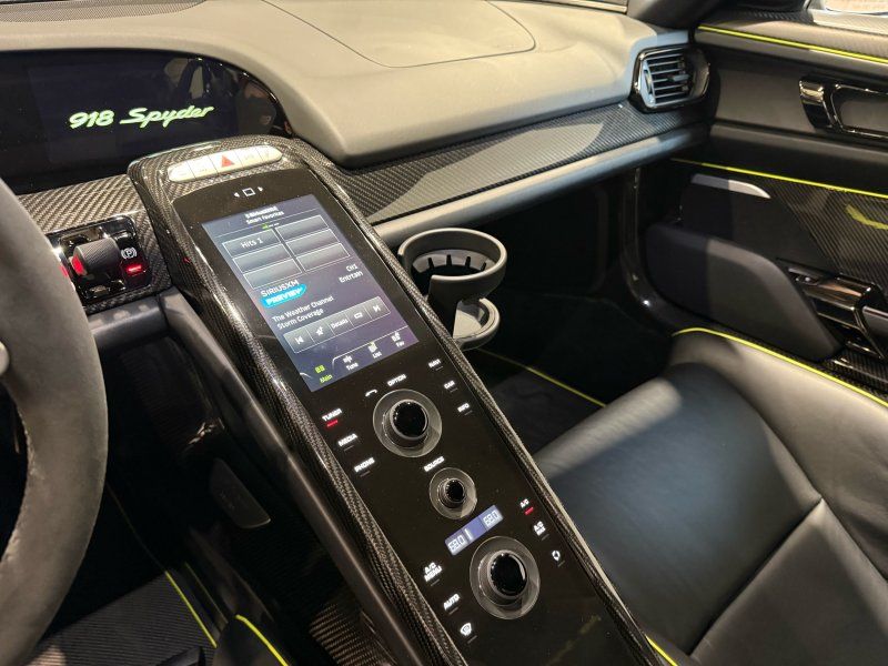 2015 Porsche 918 Spyder, photo 28