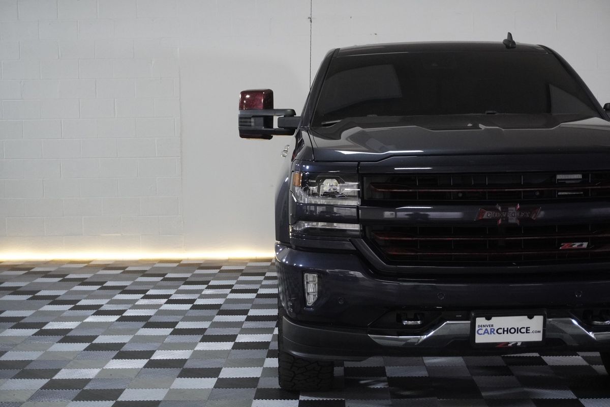 2018 Chevrolet Silverado 1500 2LZ