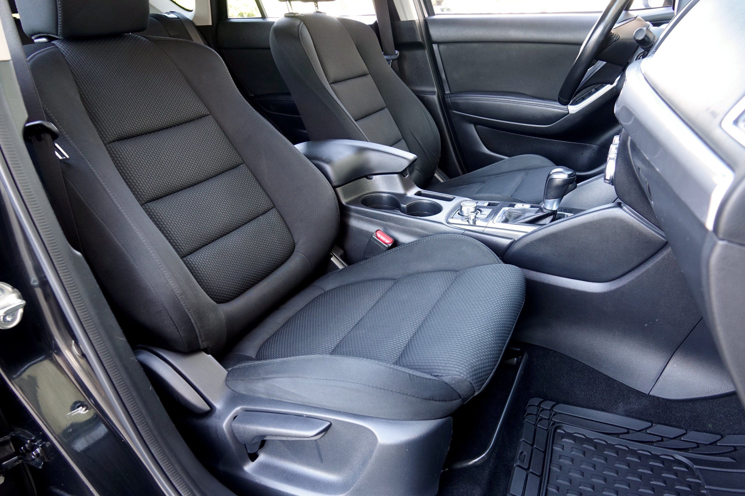 2016 Mazda CX-5 Touring photo 2