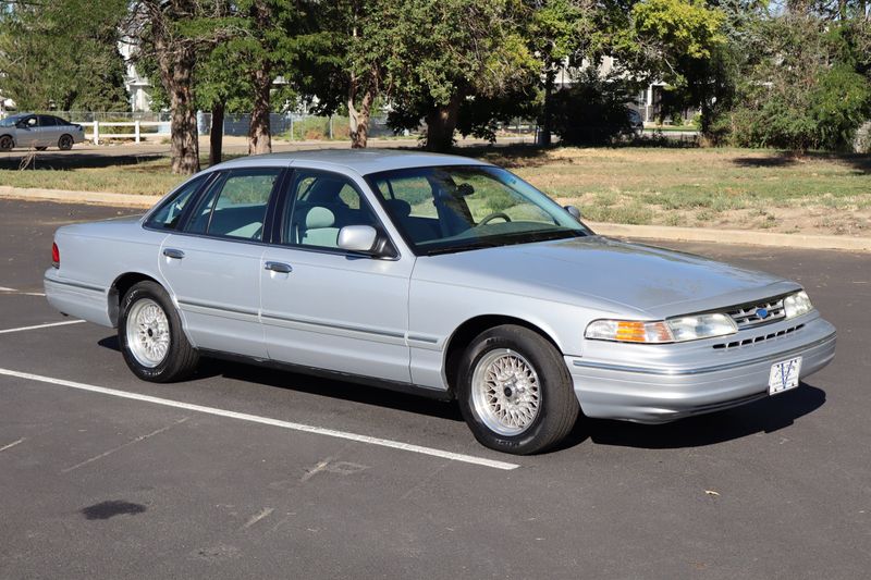 1997 Ford Crown Victoria LX | Victory Motors of Colorado