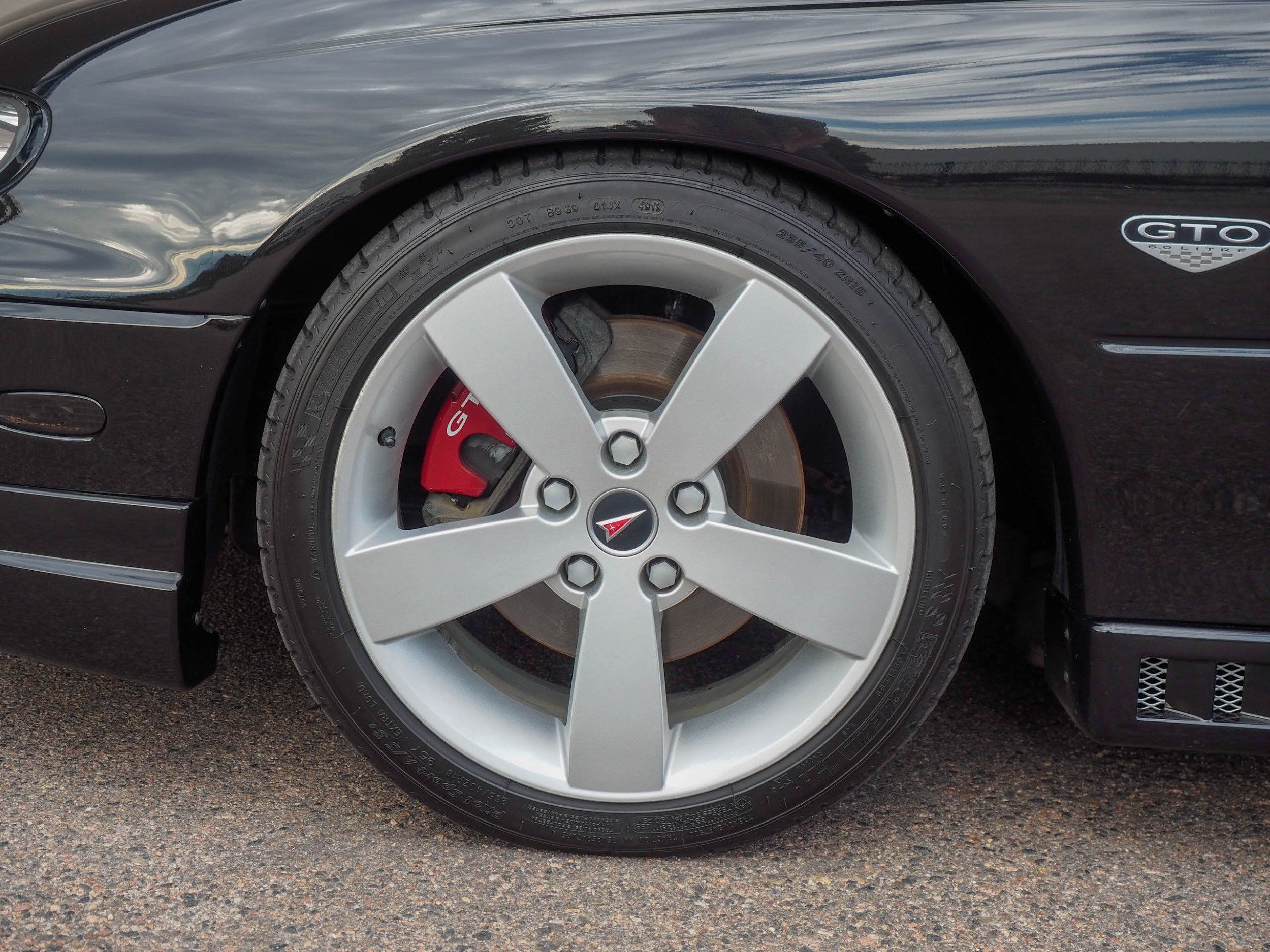 2005 Pontiac GTO Black 