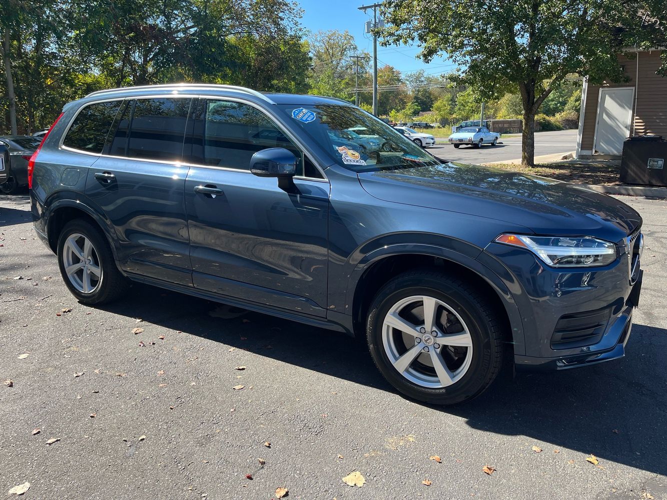 2020 Volvo XC90 T5 Momentum photo 4