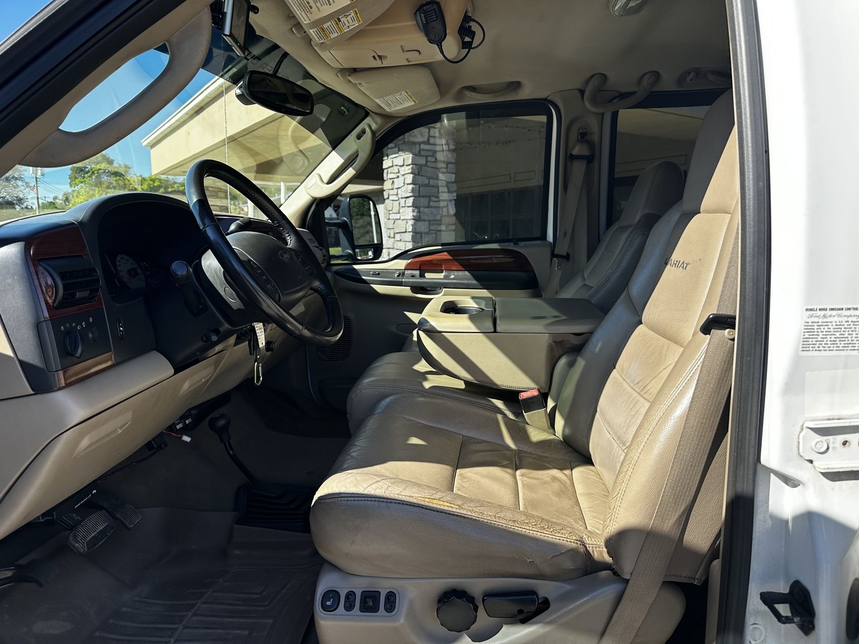 2005 Ford F-550 Skirted Flatbe 11