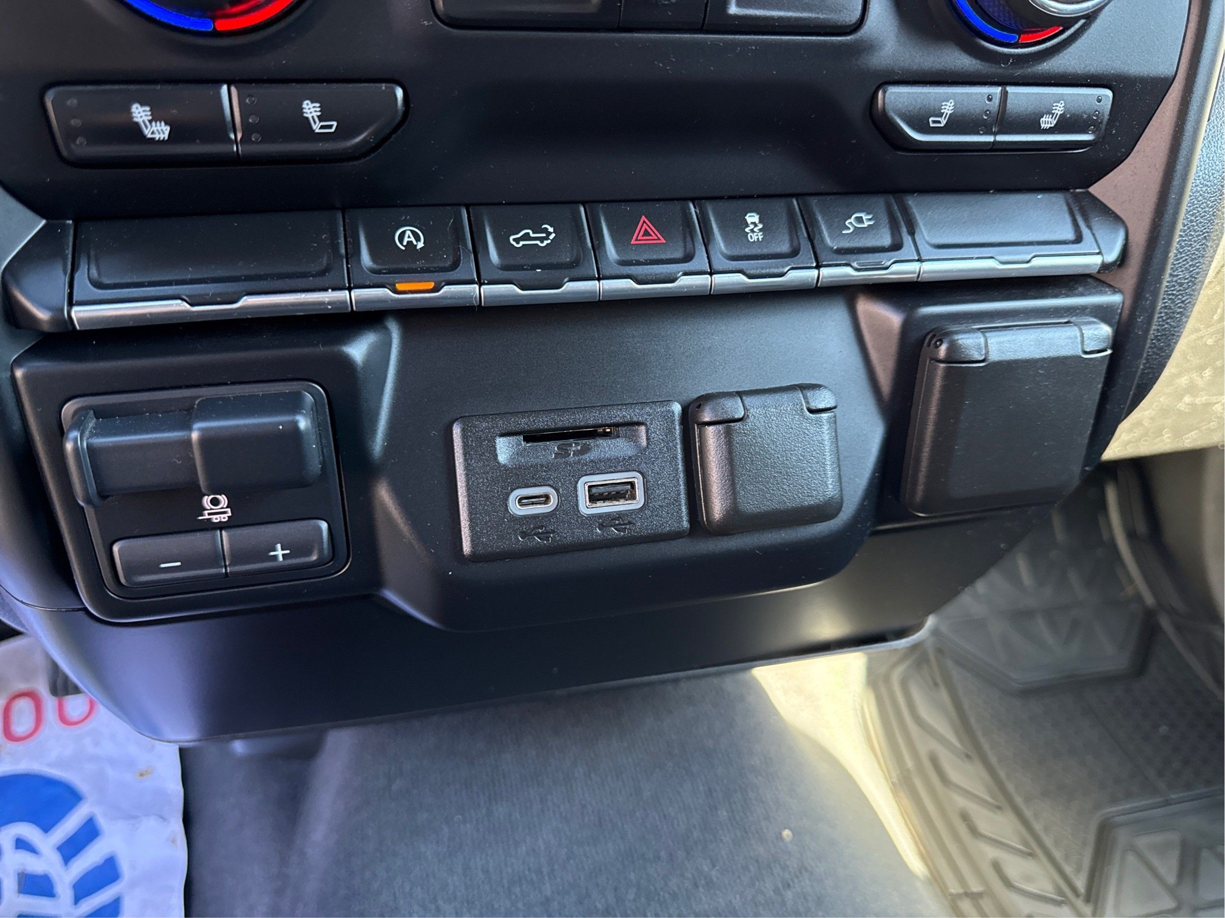 2019 Chevrolet Silverado 1500 LT - Photo 41