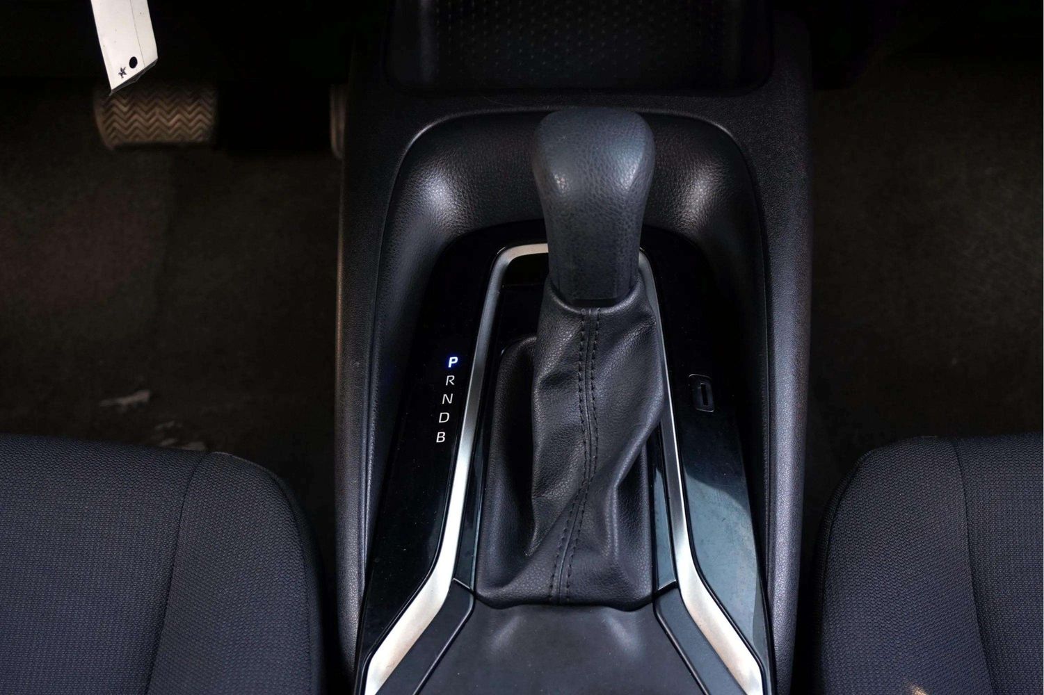2024 Toyota Corolla LE photo 20
