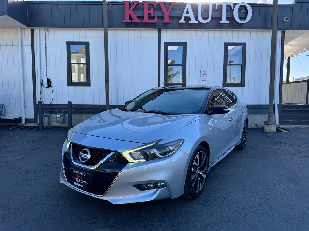 Silver 2018 Nissan Maxima SL FWD Sedan Front-Wheel Drive Continuously Variable Transmission