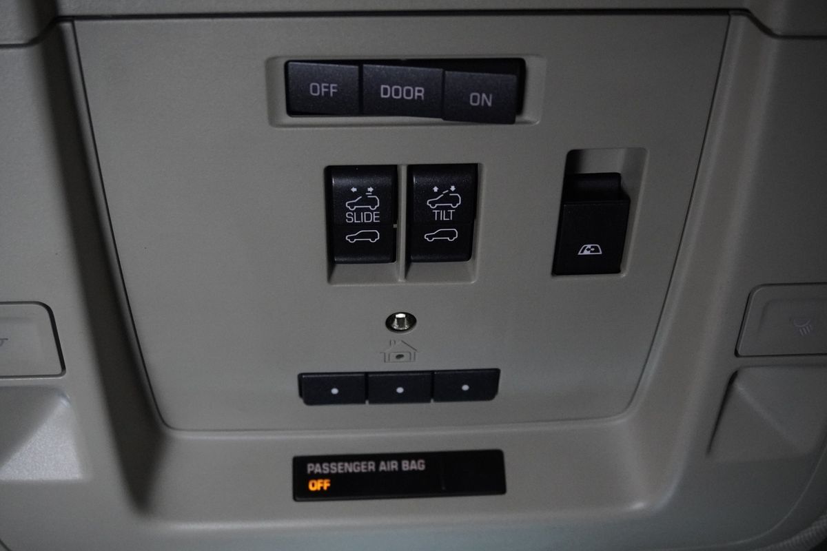 2018 Chevrolet Silverado 1500 2LZ