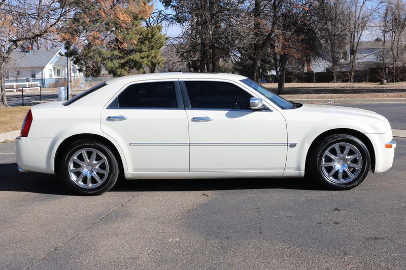 2007 Chrysler 300 Photos