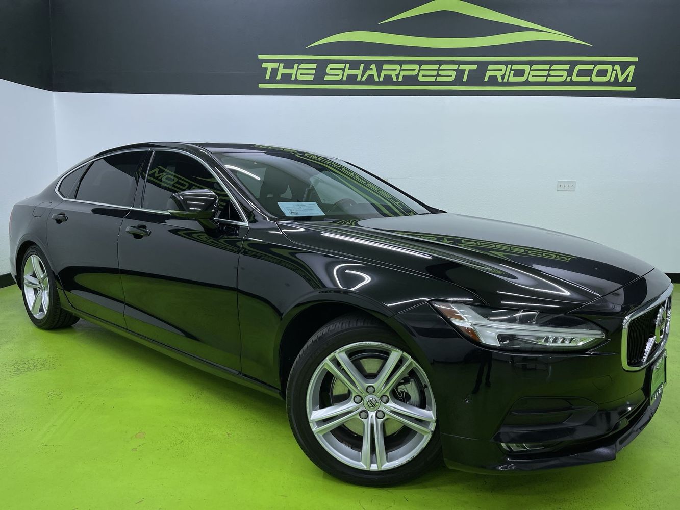 2018 Volvo S90 Momentum