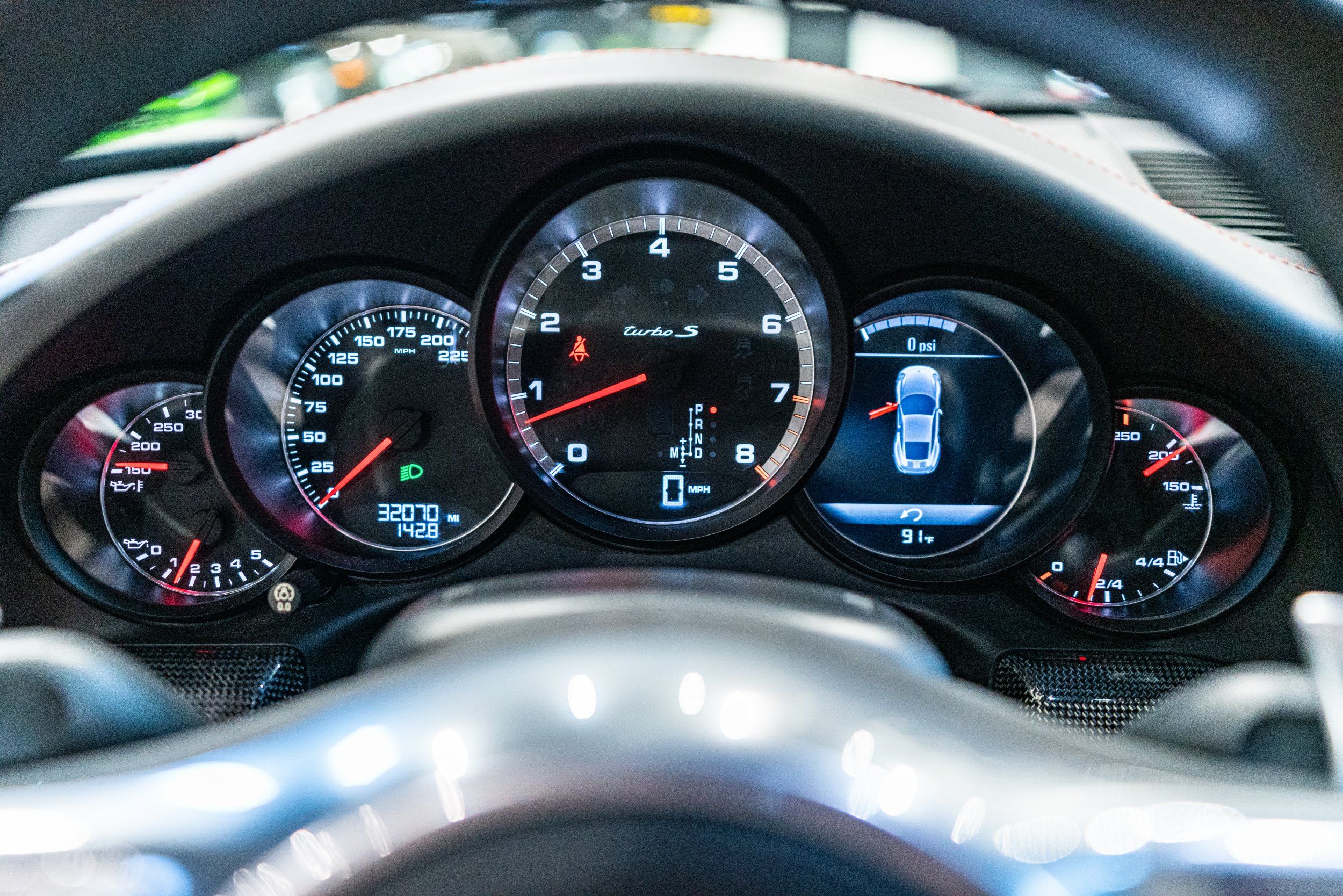 2015 Porsche 911 Turbo S - Photo 30