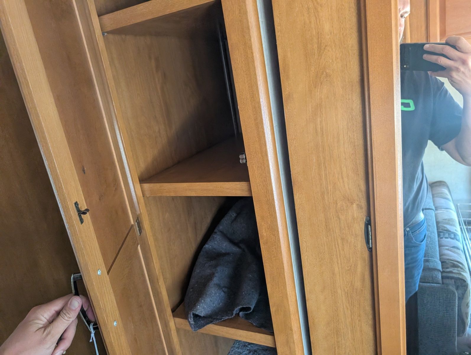 2004 Ford E-Series Chassis 91