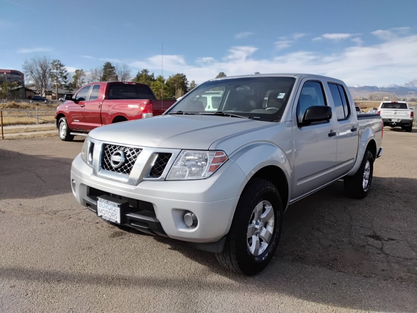 2013 Nissan Frontier SV's photo