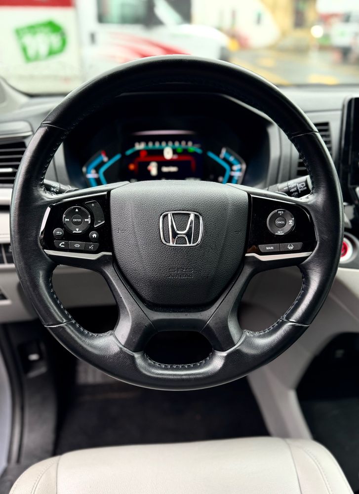 2018 Honda Odyssey EX-L photo 8
