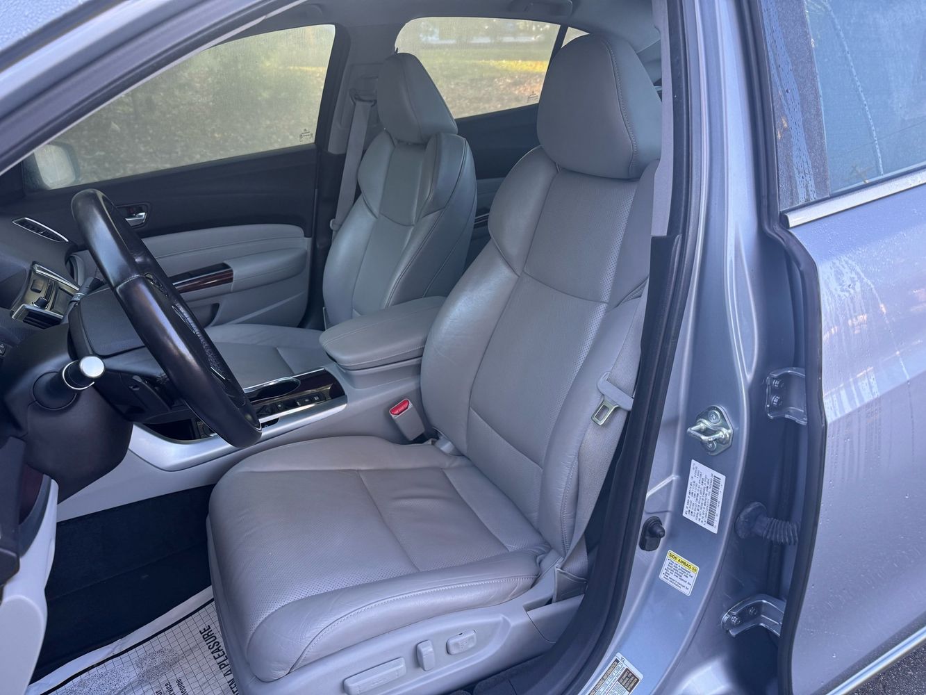 2015 Acura TLX Technology photo 21