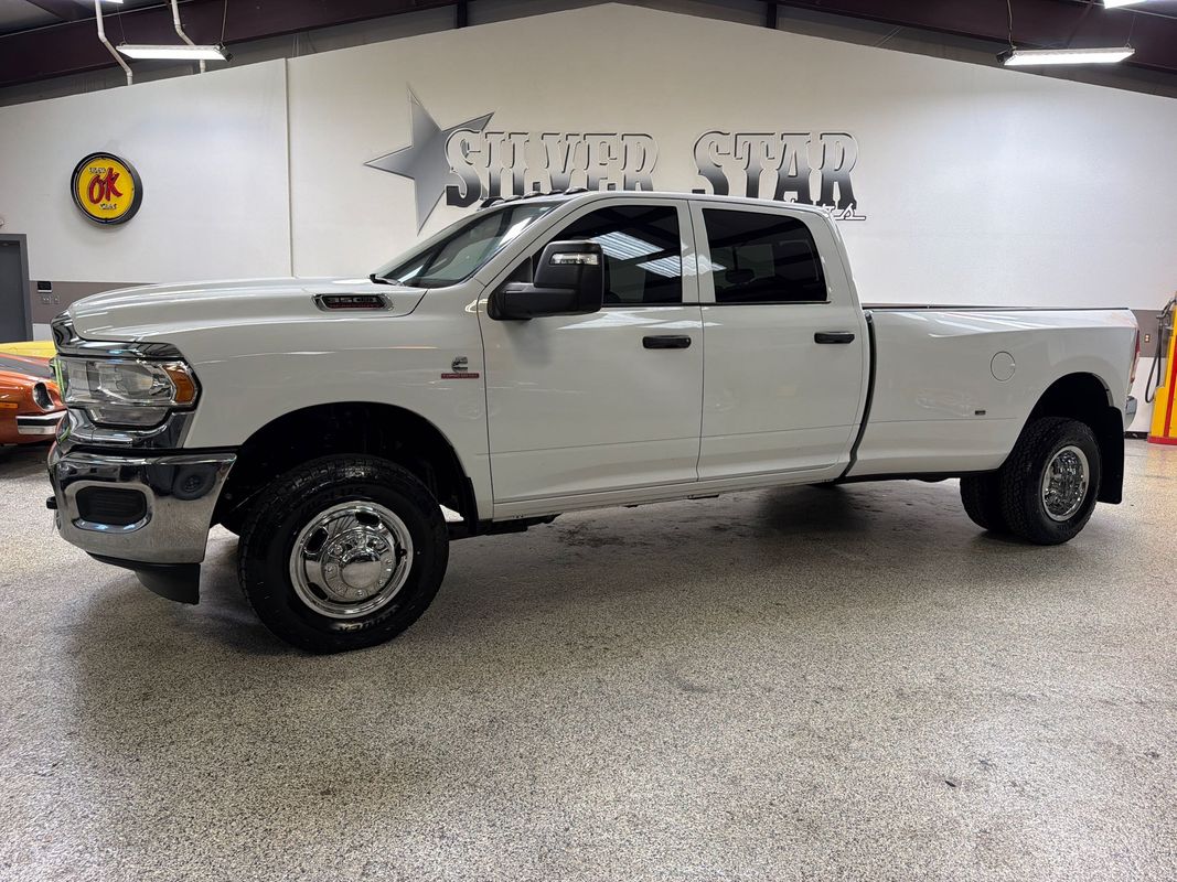 2024 Ram 3500 Tradesman