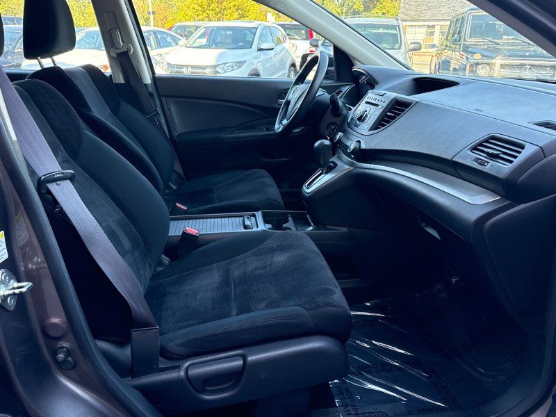 2012 Honda CR-V LX photo 17