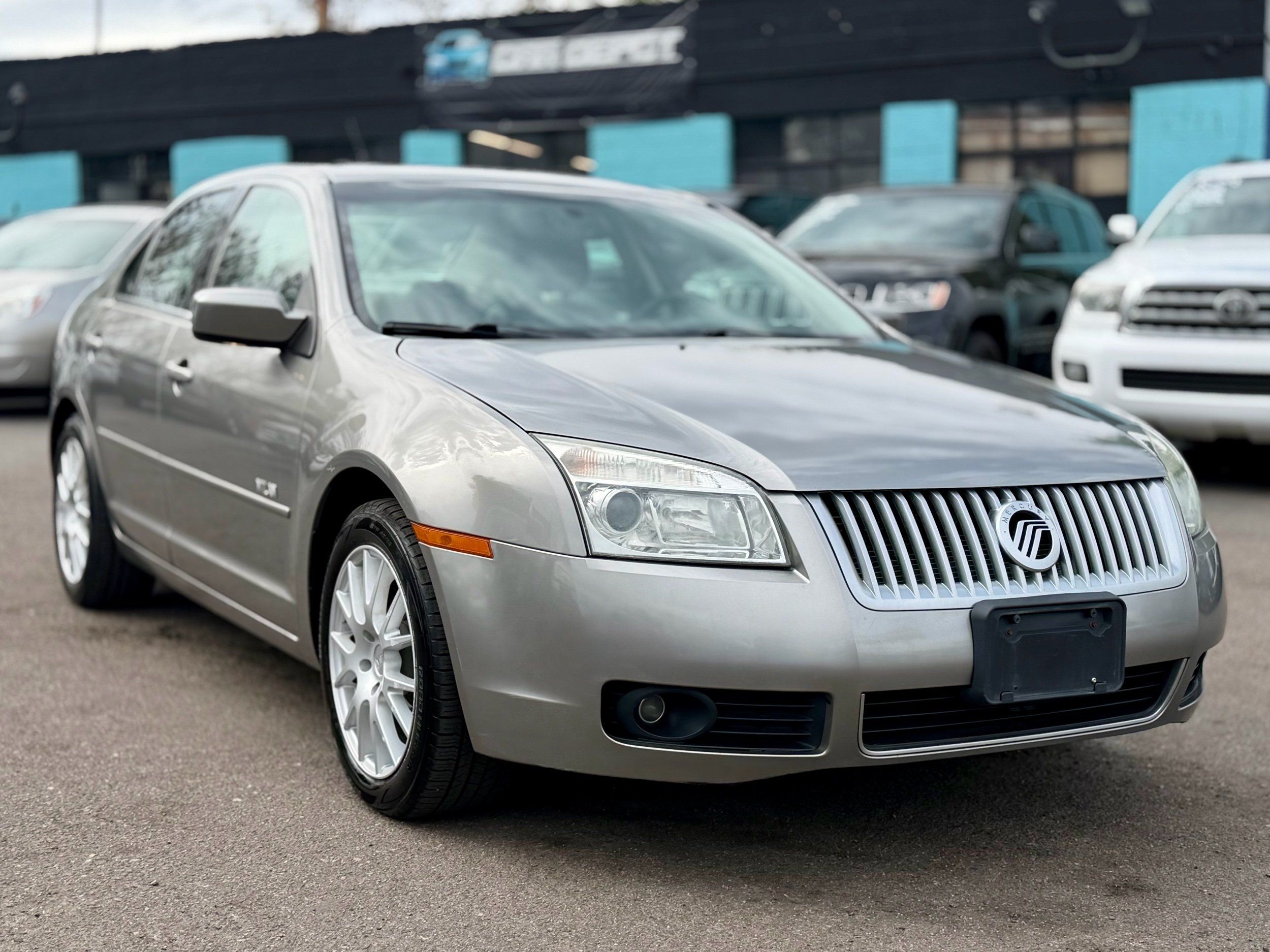 2008 Mercury Milan's photo