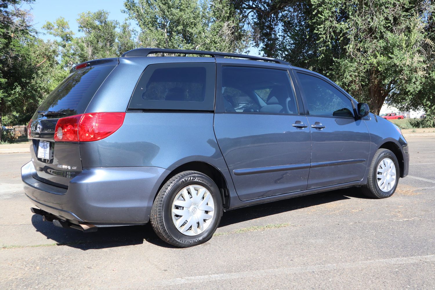 2009 Toyota Sienna CE 7-Passenger | Victory Motors of Colorado