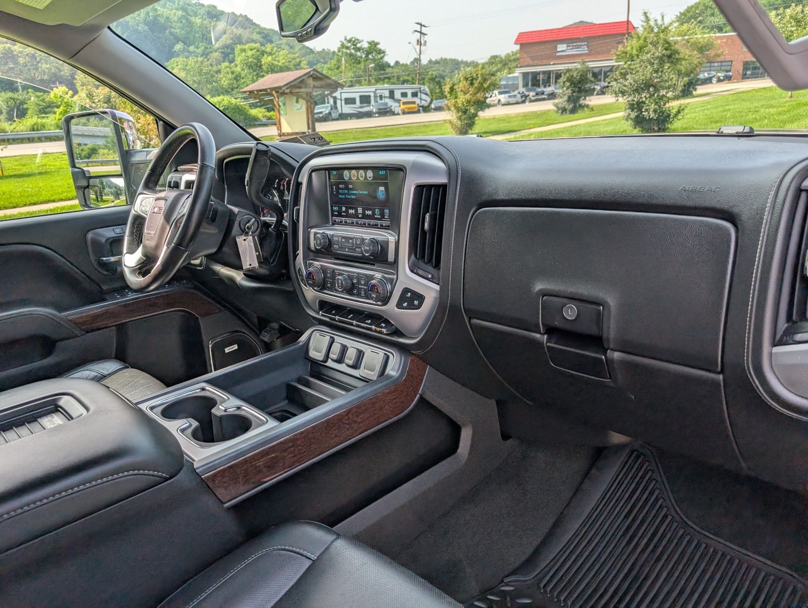 2017 GMC Sierra 1500 24