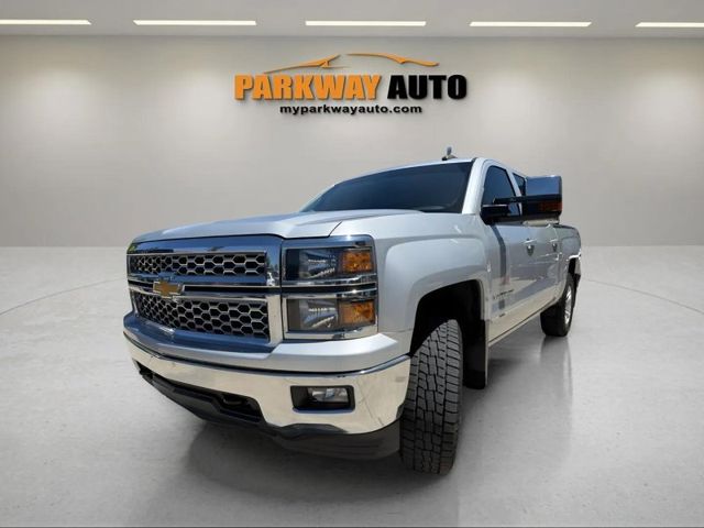 Silver 2015 Chevrolet Silverado 1500 LT Crew Cab 4WD Pickup Truck Four-Wheel Drive 6-Speed Automatic