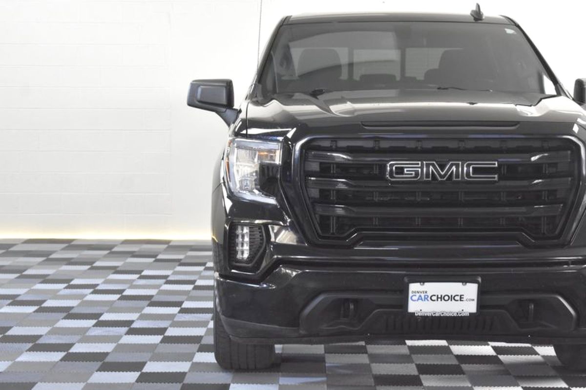 2020 GMC Sierra 1500 4WD Crew Cab Short Box Elevation