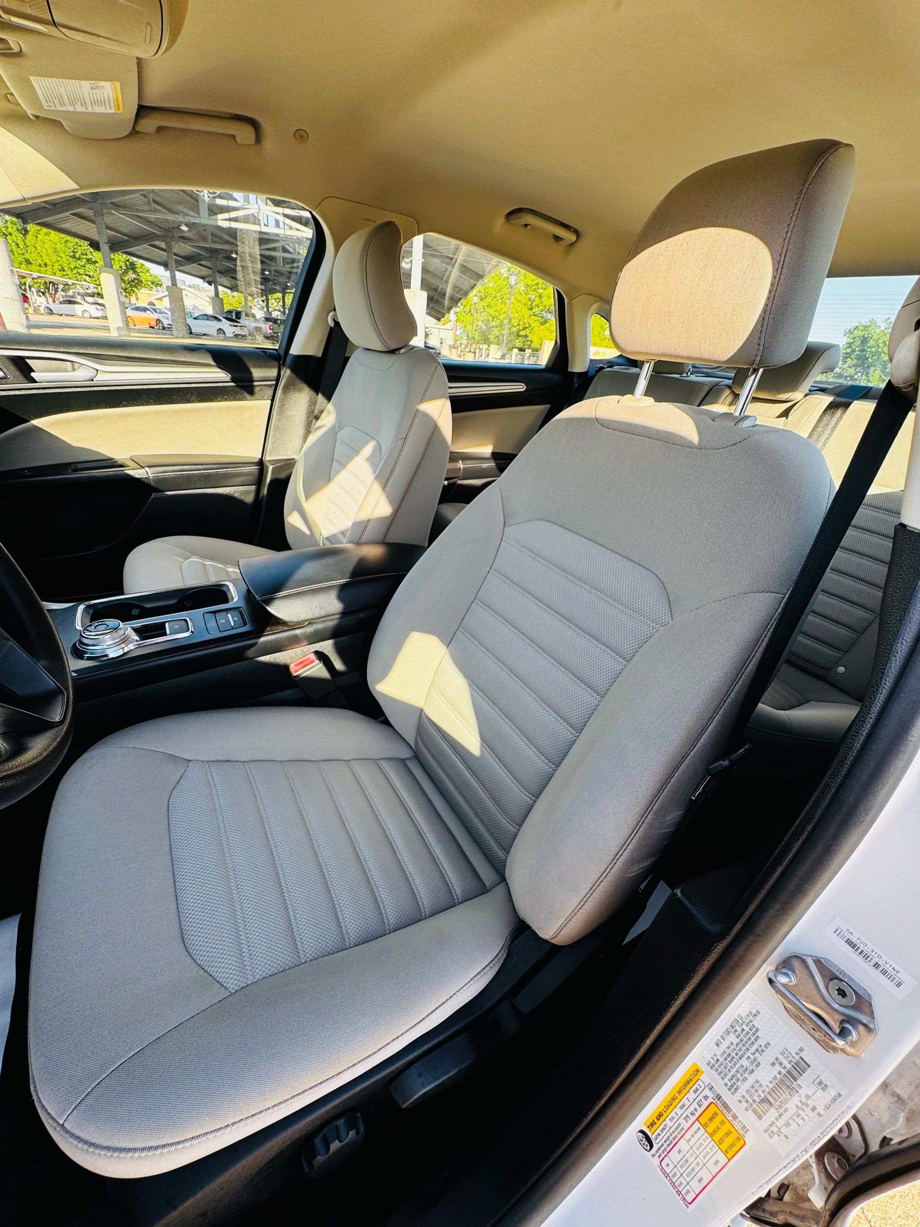 2018 Ford Fusion Hybrid S - Photo 14
