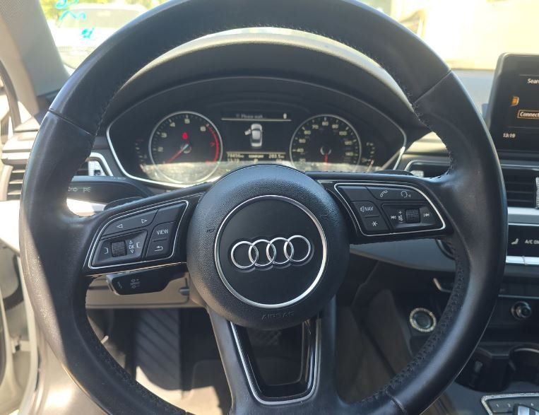 2017 Audi A4 2.0T Ultra Premium photo 9