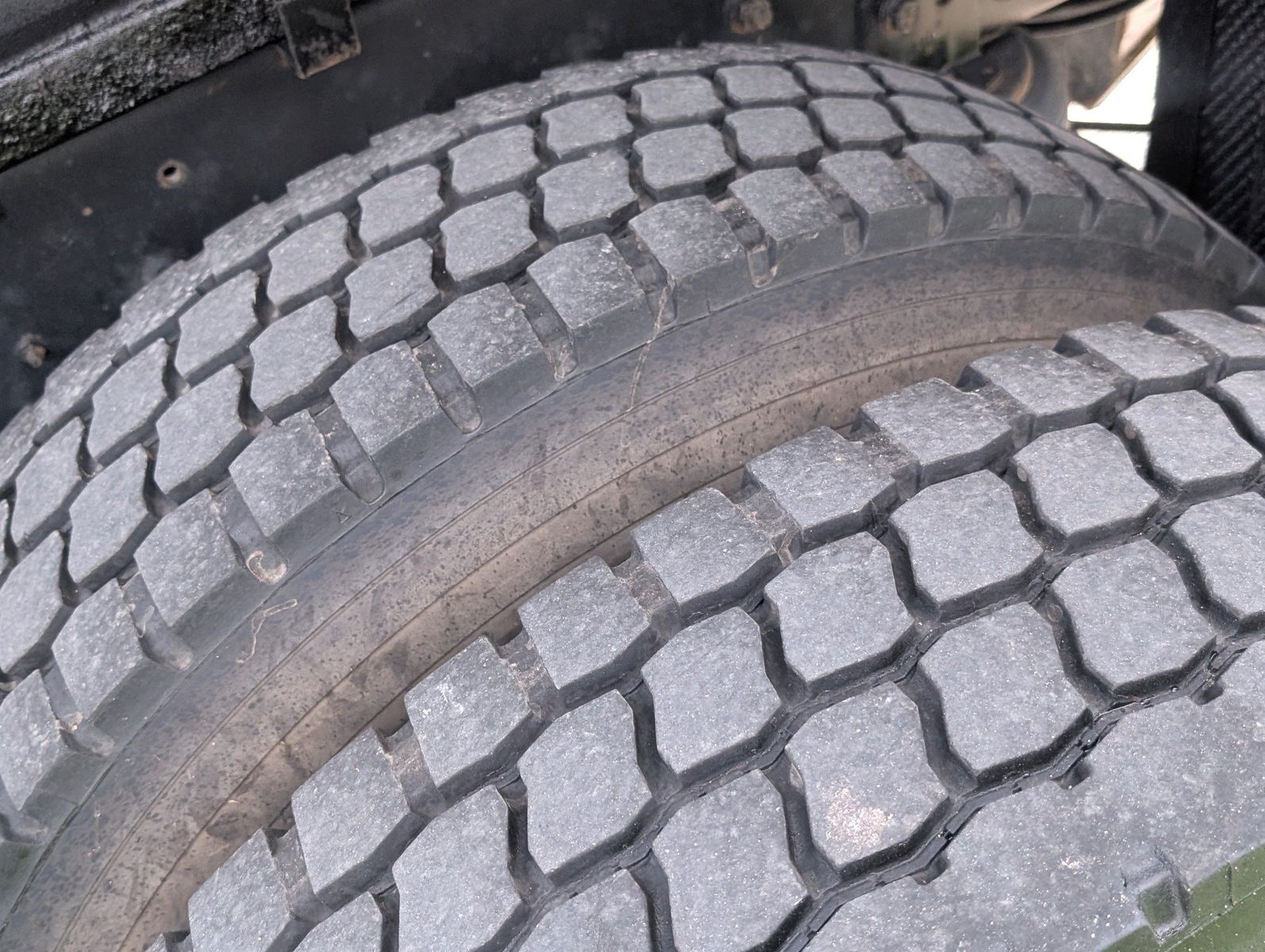 2015 Ford F-750 54